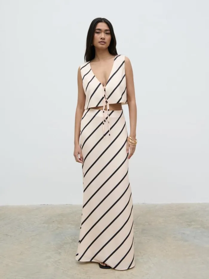Pretty Lavish Tops Women Zuri Tied Striped Top Asymmetric Stripe