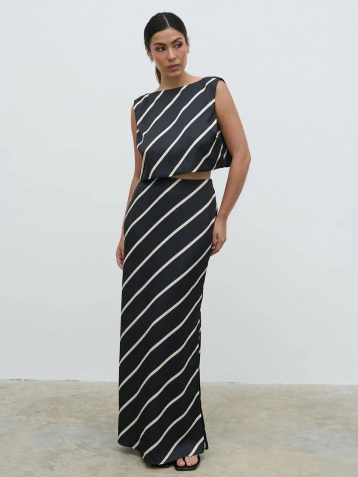 Pretty Lavish Tops Women Zuri Tied Striped Top Black And Cream Stripe