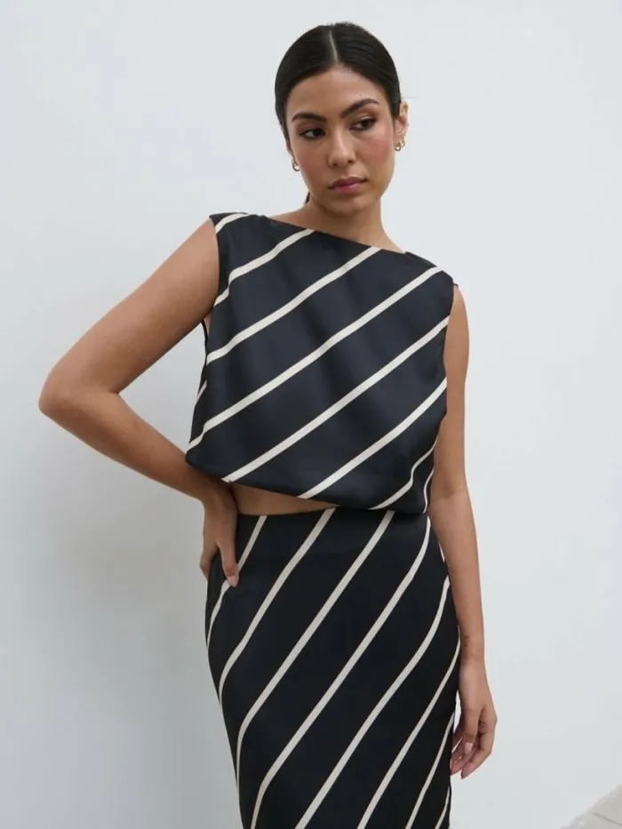 Pretty Lavish Tops Women Zuri Tied Striped Top Black And Cream Stripe