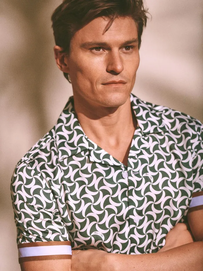 Reiss Shirts Raith Reiss Ch Printed Cuban Collar ButtonThrough Shirt Greenwhite 8211 Men Reiss Shirts Raith Reiss Ch Printed Cuban Collar ButtonThrough Shirt Greenwhite 8211 Men