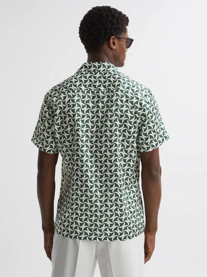 Reiss Shirts Raith Reiss Ch Printed Cuban Collar ButtonThrough Shirt Greenwhite 8211 Men