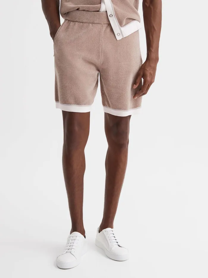 Reiss Shorts Fielder Relaxed Fit Elasticated Chenille Shorts Champagne 8211 Men Reiss Shorts Fielder Relaxed Fit Elasticated Chenille Shorts Champagne 8211 Men