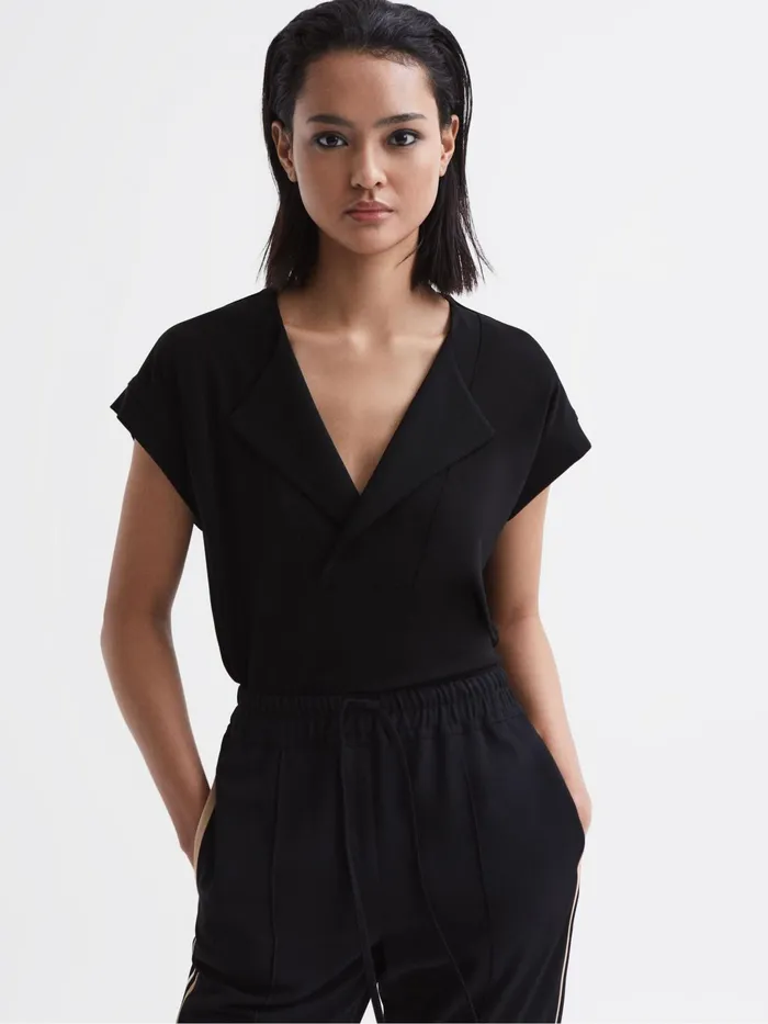 Reiss Tops Delia VNeck Short Sleeve Top Black 8211 Women