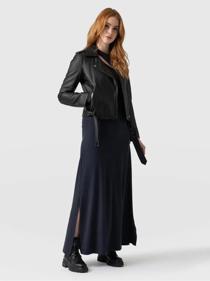 Reveal Viscose Runway Dress 8211 Navy Navy Women Saint And Sofia Dresses