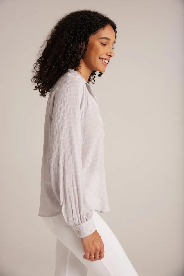 Round Hem Bishop Sleeve Shirt 8211 Silver Pearl Women Bella Dahl Button Down Round Hem Bishop Sleeve Shirt 8211 Silver Pearl Women Bella Dahl Button Down