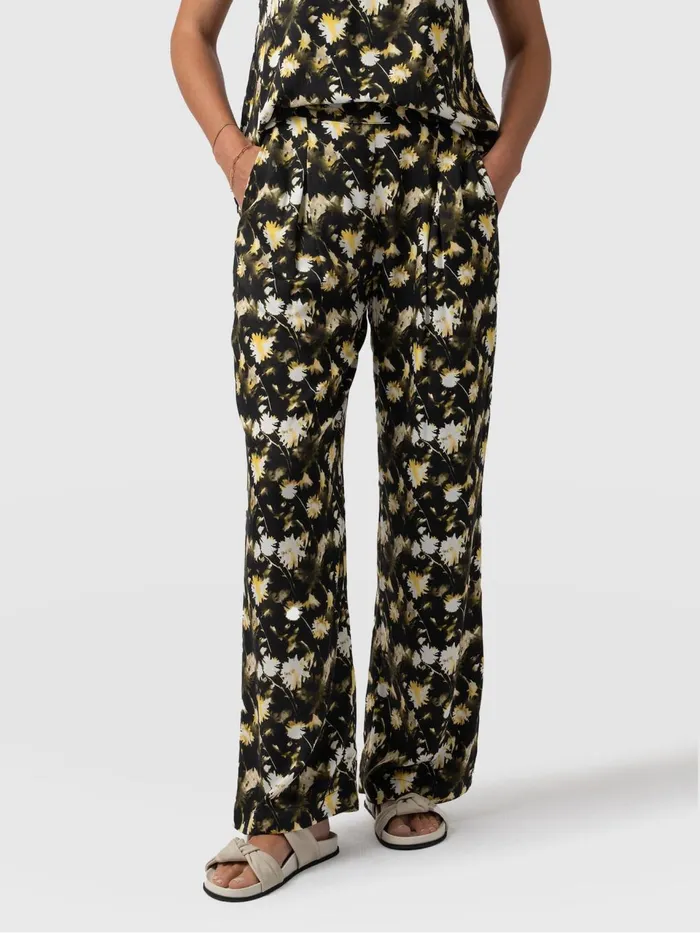 Rowan Wide Leg Pant 8211 Black Daisy Floral Black Daisy Floral Women Saint And Sofia Pants