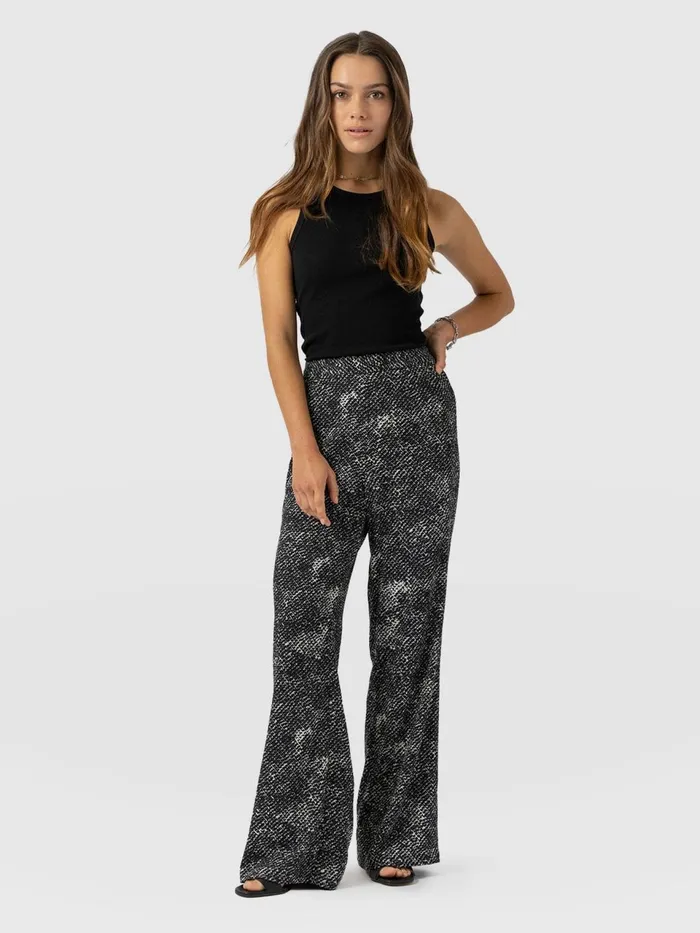 Sawyer Pant 8211 Monochrome Gothica Monochrome Gothica Women Saint And Sofia Pants Sawyer Pant 8211 Monochrome Gothica Monochrome Gothica Women Saint And Sofia Pants