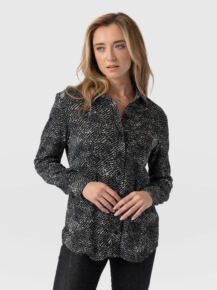 Sawyer Shirt 8211 Monochrome Gothica Monochrome Gothica Women Saint And Sofia Blouses and Shirts