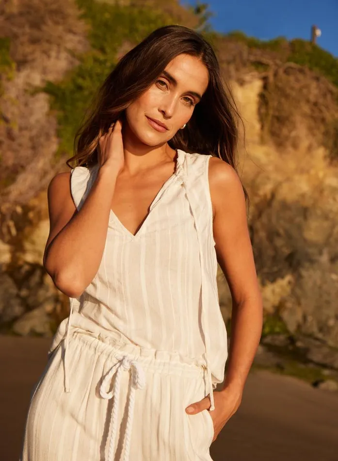 Shirred Neck Sleeveless Pullover 8211 White Sand Stripe Women Bella Dahl Sleeveless Shirred Neck Sleeveless Pullover 8211 White Sand Stripe Women Bella Dahl Sleeveless