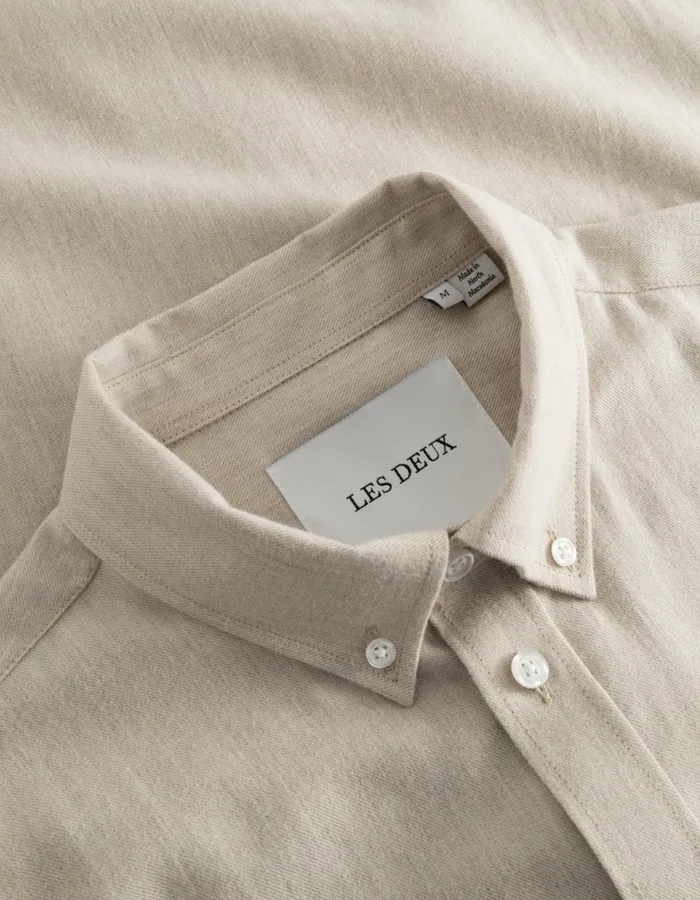 ShirtsOvershirts Men Les Deux Desert Shirt 8211 Light Desert Sand Melange