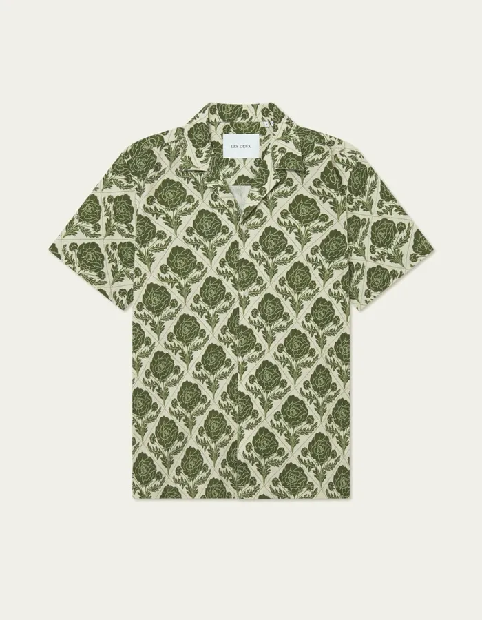 ShirtsOvershirts Men Les Deux Lesley Flower Tile AOP SS Shirt 8211 Vintage GreenIvory ShirtsOvershirts Men Les Deux Lesley Flower Tile AOP SS Shirt 8211 Vintage GreenIvory