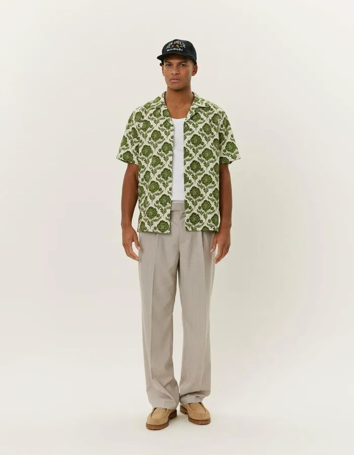 ShirtsOvershirts Men Les Deux Lesley Flower Tile AOP SS Shirt 8211 Vintage GreenIvory