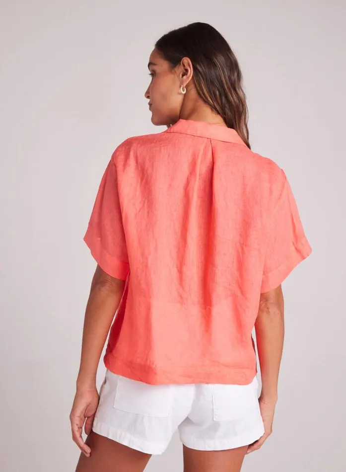 Short Sleeve Flowy Button Down 8211 Hibiscus Bloom Women Bella Dahl Short Sleeve Short Sleeve Flowy Button Down 8211 Hibiscus Bloom Women Bella Dahl Short Sleeve