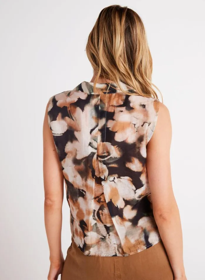 Sleeveless Notch Collar Button Down 8211 Harvest Floral Print Women Bella Dahl Sleeveless Sleeveless Notch Collar Button Down 8211 Harvest Floral Print Women Bella Dahl Sleeveless