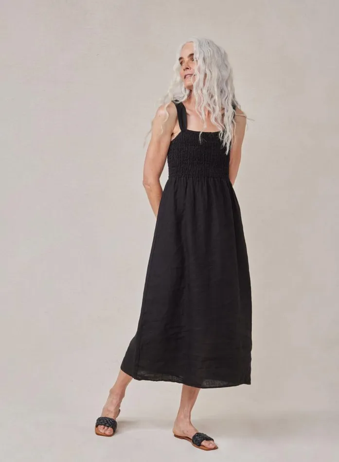 Smocked Linen Midi Dress 8211 Black Women Bella Dahl Midi Dresses