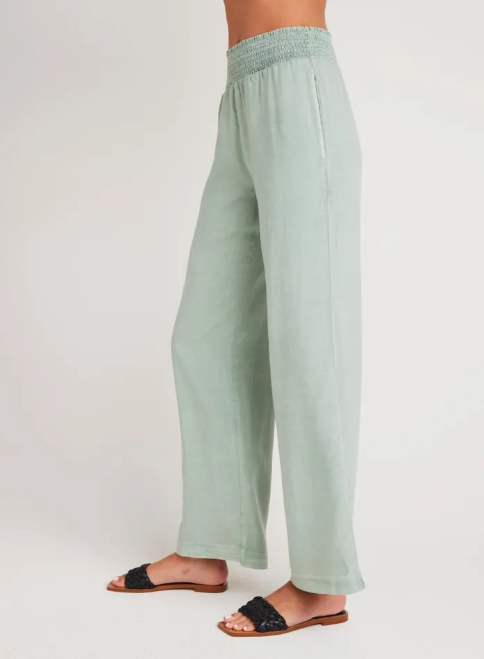 Smocked Waist Wide Leg 8211 Oasis Green Women Bella Dahl Pants Smocked Waist Wide Leg 8211 Oasis Green Women Bella Dahl Pants