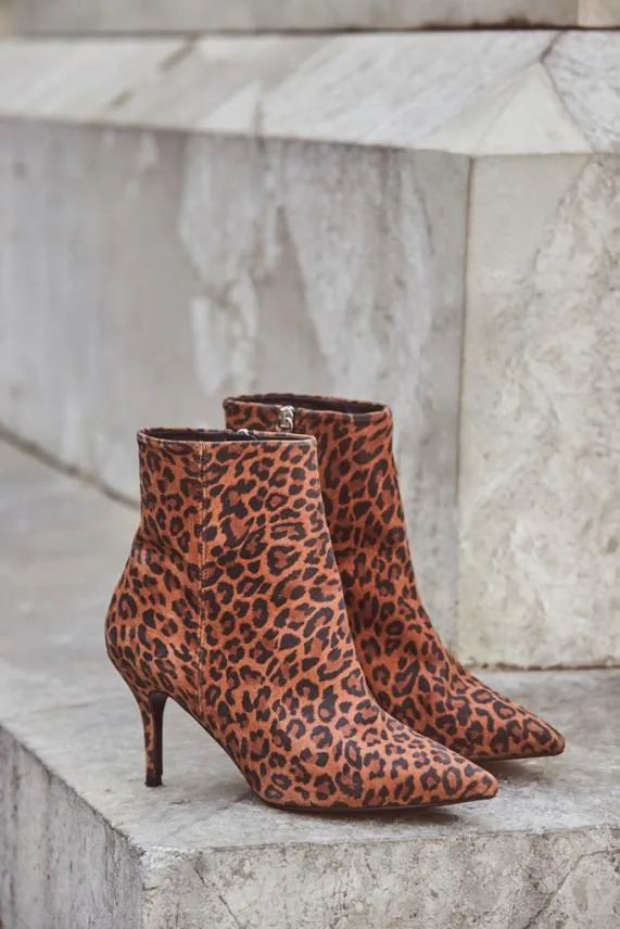 Sosandar Amour Leopard Suede Point Ankle Boot Women Boots
