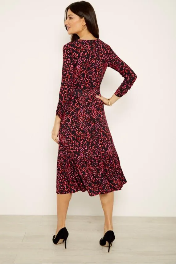 Sosandar Black and Red Abstract Print Belted Jersey Dress Black Red Women Dresses Sosandar Black and Red Abstract Print Belted Jersey Dress Black Red Women Dresses