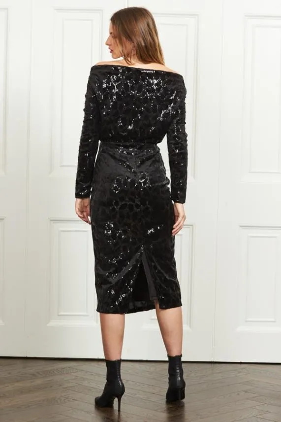 Sosandar Black Luxe Velvet Stretch Waist Relaxed Glamour Dress Black Women Dresses