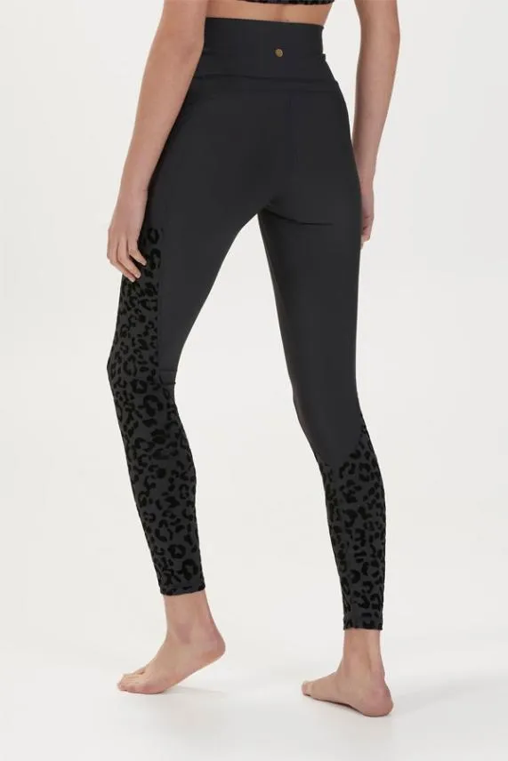 Sosandar Carolina Black Leopard Print Activewear Leggings With Pockets Black Women Activewear