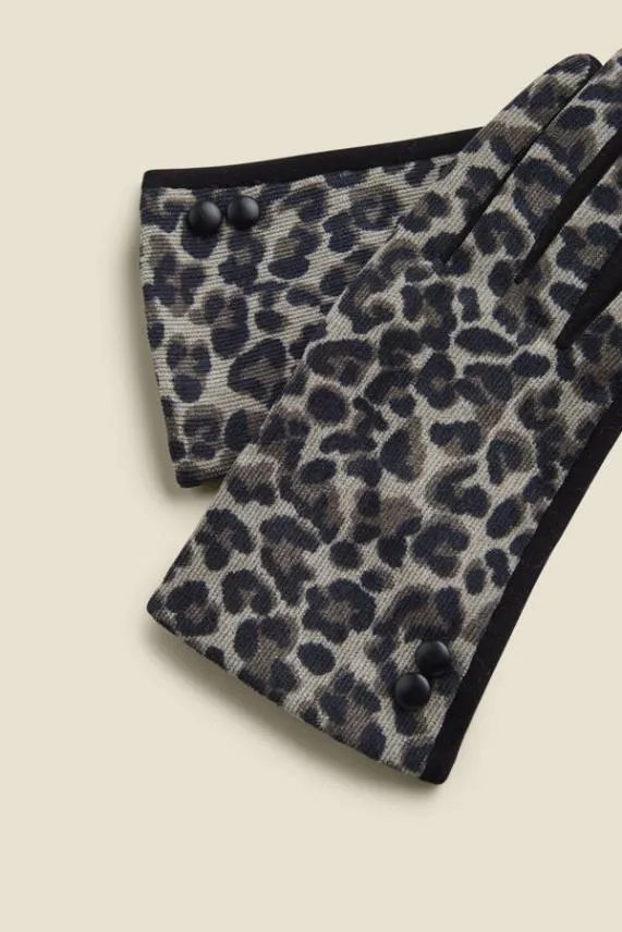 Sosandar Oslo Leopard Print Gloves Women Hats Scarves and Gloves