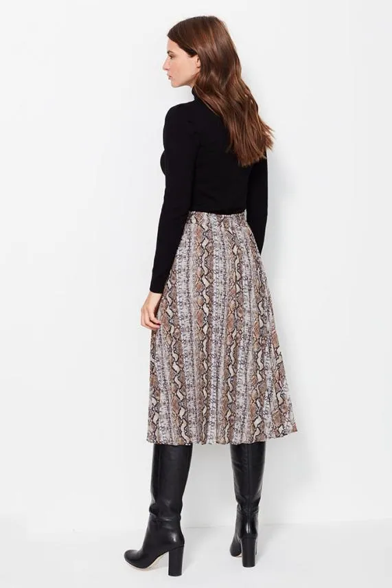 Sosandar Snake Print Pleated Skirt Women Skirts Sosandar Snake Print Pleated Skirt Women Skirts