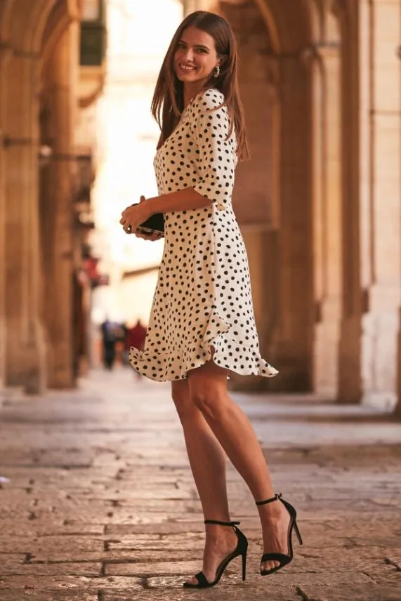 Sosandar White and Black Spot Print Ruffle Hem Shift Dress White Black Women Dresses
