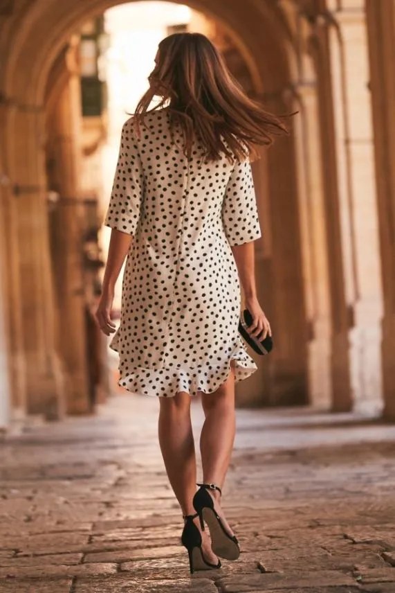 Sosandar White and Black Spot Print Ruffle Hem Shift Dress White Black Women Dresses