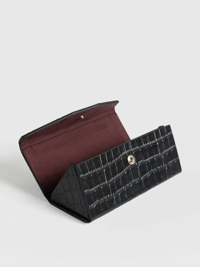 Sunglasses Case 8211 Black Croc Black Croc Women Saint And Sofia Leather