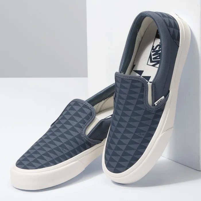 Surf Vibes Men Vans Pilgrim Surf Supply SlipOn SF Orion Bluemarshmallow