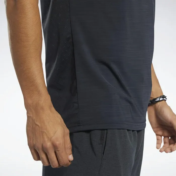 TShirts and Graphic Tees Mens Reebok ACTIVCHILL Move Tee Black