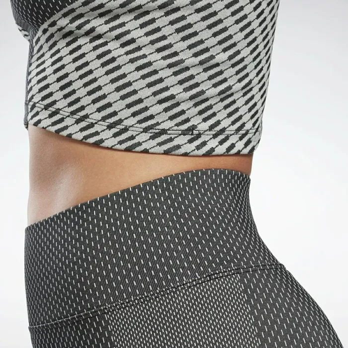 TShirts and Graphic Tees Womens Reebok Seamless Crop Top Black
