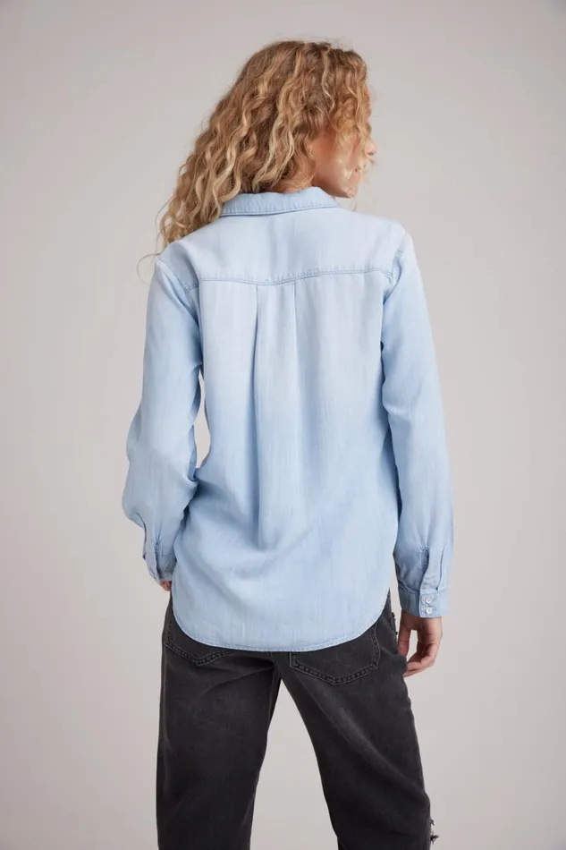 Two Pocket Classic Button Down 8211 Sunbleach Wash Women Bella Dahl Long Sleeve Two Pocket Classic Button Down 8211 Sunbleach Wash Women Bella Dahl Long Sleeve
