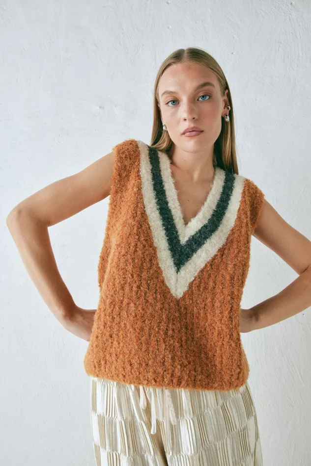 VRG GRL JumpersSweaters Macy Knit Vest Burnt Orange 8211 Women