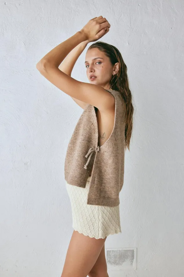 VRG GRL JumpersSweaters Molly Knit Vest Taupe 8211 Women VRG GRL JumpersSweaters Molly Knit Vest Taupe 8211 Women