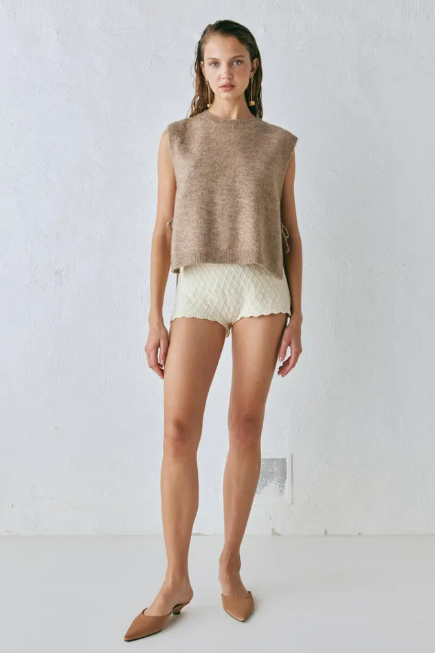 VRG GRL JumpersSweaters Molly Knit Vest Taupe 8211 Women VRG GRL JumpersSweaters Molly Knit Vest Taupe 8211 Women