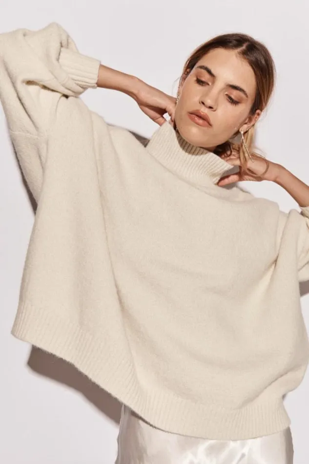 VRG GRL JumpersSweaters Yumi Knit Jumper Cream 8211 Women VRG GRL JumpersSweaters Yumi Knit Jumper Cream 8211 Women