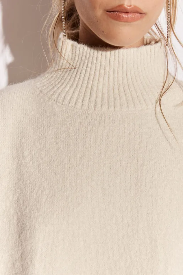 VRG GRL JumpersSweaters Yumi Knit Jumper Cream 8211 Women VRG GRL JumpersSweaters Yumi Knit Jumper Cream 8211 Women