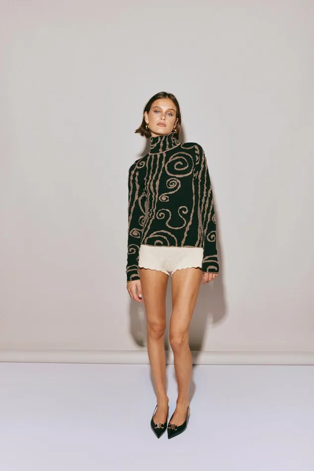 VRG GRL Long Sleeve Ivy Muse Knit Skivvy Black Swirl 8211 Women VRG GRL Long Sleeve Ivy Muse Knit Skivvy Black Swirl 8211 Women