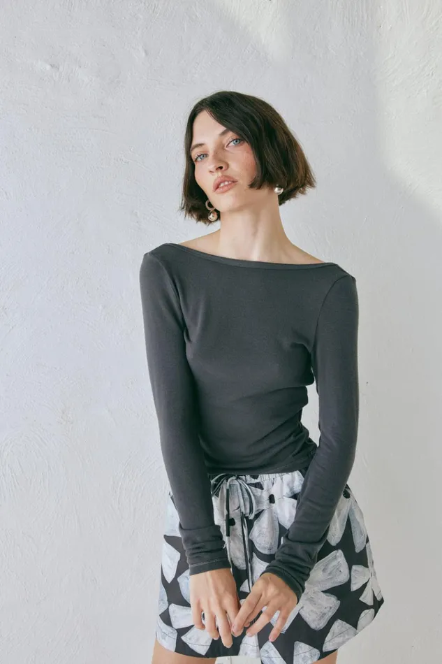VRG GRL Long Sleeve Lori Top Charcoal 8211 Women VRG GRL Long Sleeve Lori Top Charcoal 8211 Women