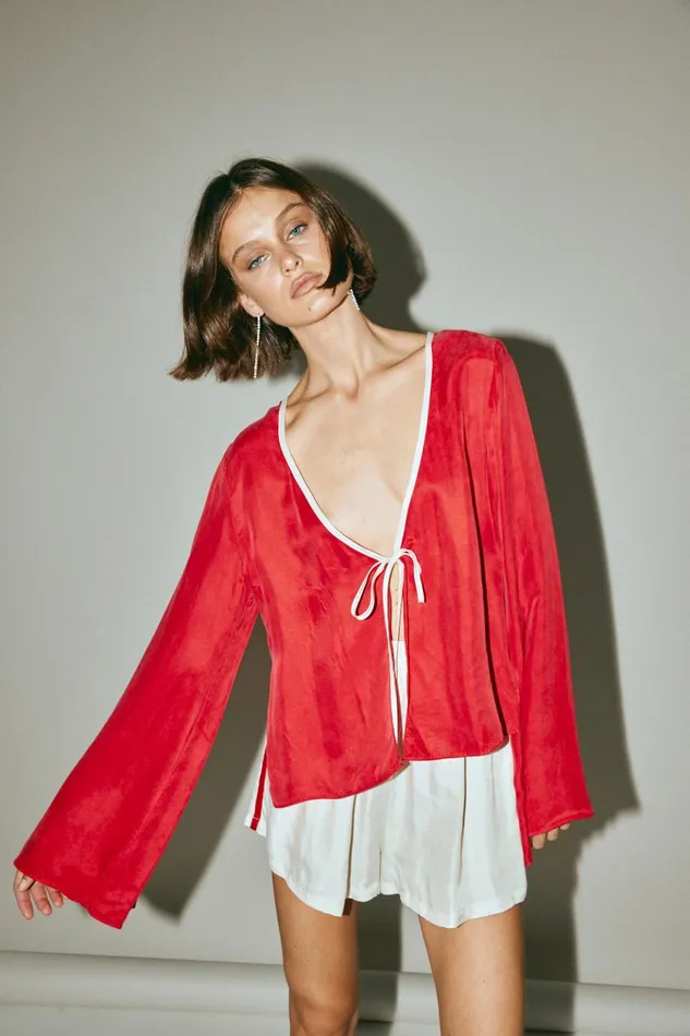 VRG GRL Long Sleeve Moonscapes Top Chilli 8211 Women VRG GRL Long Sleeve Moonscapes Top Chilli 8211 Women