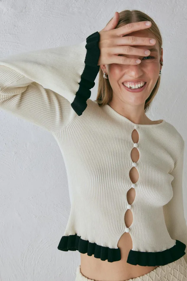 VRG GRL Long Sleeve Zoey Knit Top Cream 8211 Women VRG GRL Long Sleeve Zoey Knit Top Cream 8211 Women