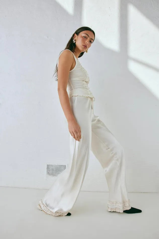 VRG GRL Pants Citara Satin Pants White 8211 Women VRG GRL Pants Citara Satin Pants White 8211 Women