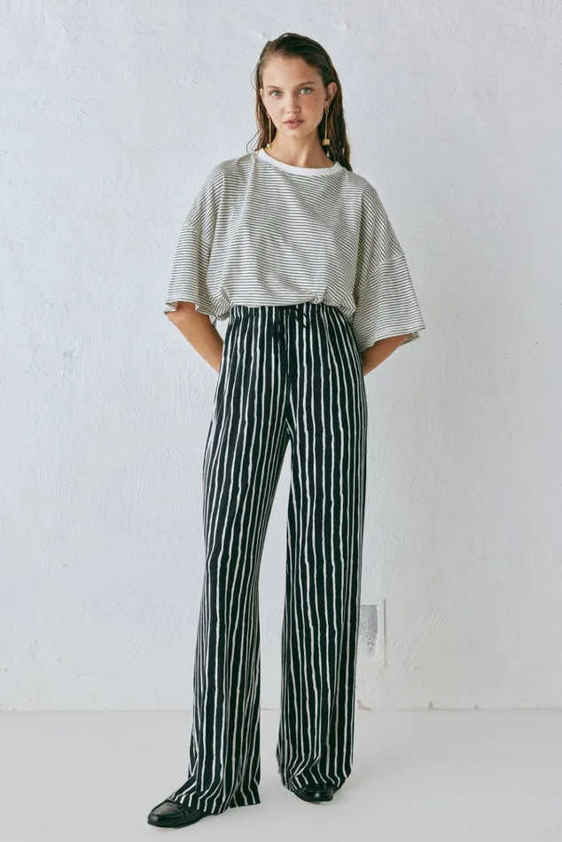 VRG GRL Sets Rieti Pants Black Stripe 8211 Women VRG GRL Sets Rieti Pants Black Stripe 8211 Women