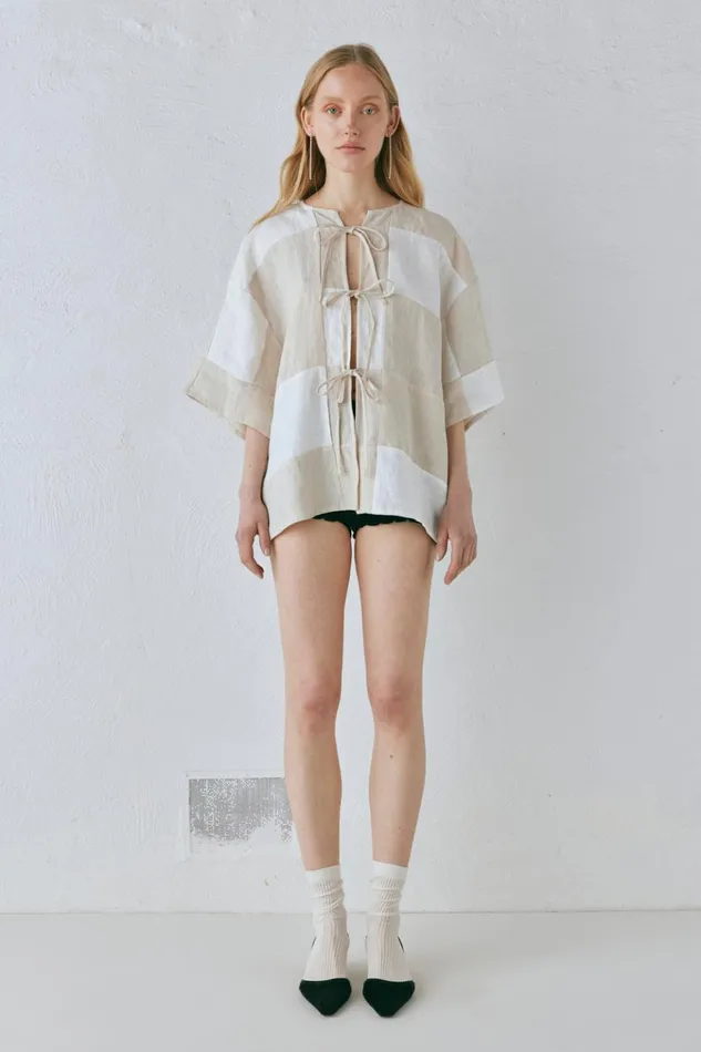 VRG GRL Short Sleeve Naomi Linen Smock Top Natural 8211 Women VRG GRL Short Sleeve Naomi Linen Smock Top Natural 8211 Women