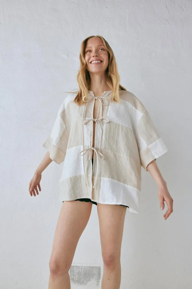 VRG GRL Short Sleeve Naomi Linen Smock Top Natural 8211 Women VRG GRL Short Sleeve Naomi Linen Smock Top Natural 8211 Women