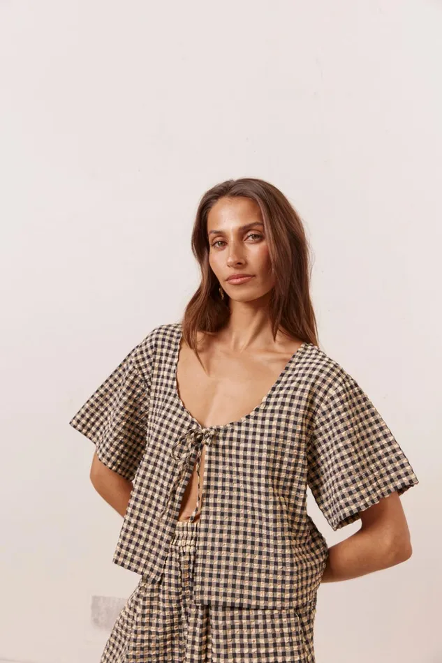 VRG GRL Short Sleeve The Sea and I Smock Top Black 8211 Women VRG GRL Short Sleeve The Sea and I Smock Top Black 8211 Women