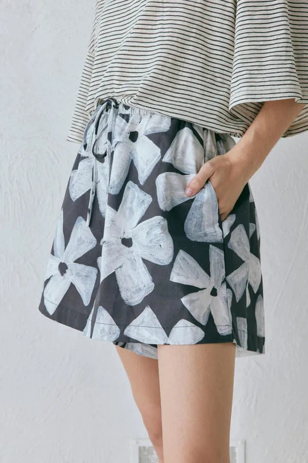 VRG GRL Shorts Annika Shorts Fiore 8211 Women VRG GRL Shorts Annika Shorts Fiore 8211 Women
