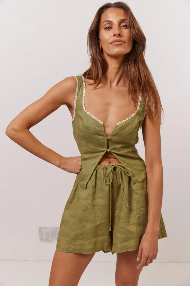 VRG GRL Shorts Nettie Linen Shorts Olive 8211 Women VRG GRL Shorts Nettie Linen Shorts Olive 8211 Women