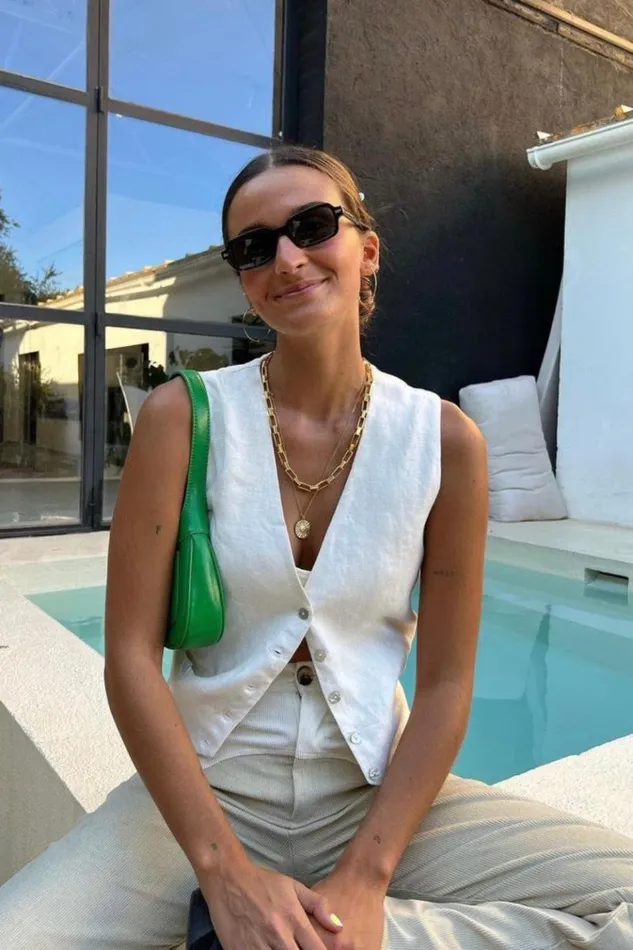 VRG GRL Sleeveless Italian Streets Linen Vest White 8211 Women VRG GRL Sleeveless Italian Streets Linen Vest White 8211 Women